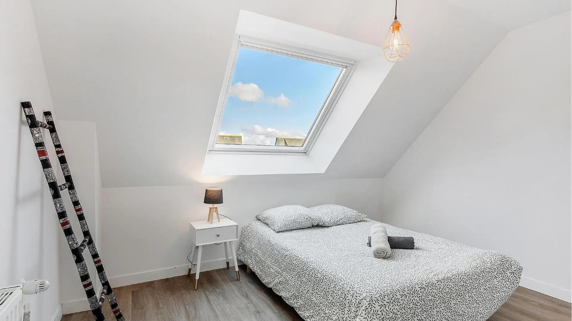 Awesome Home In Saint-Meloir-Des-Ondes With Kitchen